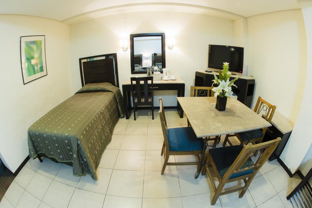 Goldenfield Kundutel Bacolod Exterior foto