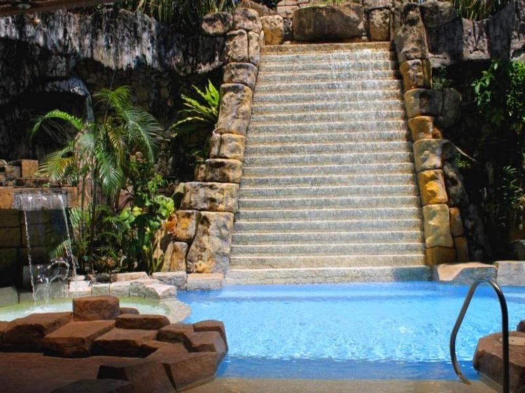 Goldenfield Kundutel Bacolod Exterior foto